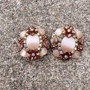 Vintage / Antique Clip On Earrings